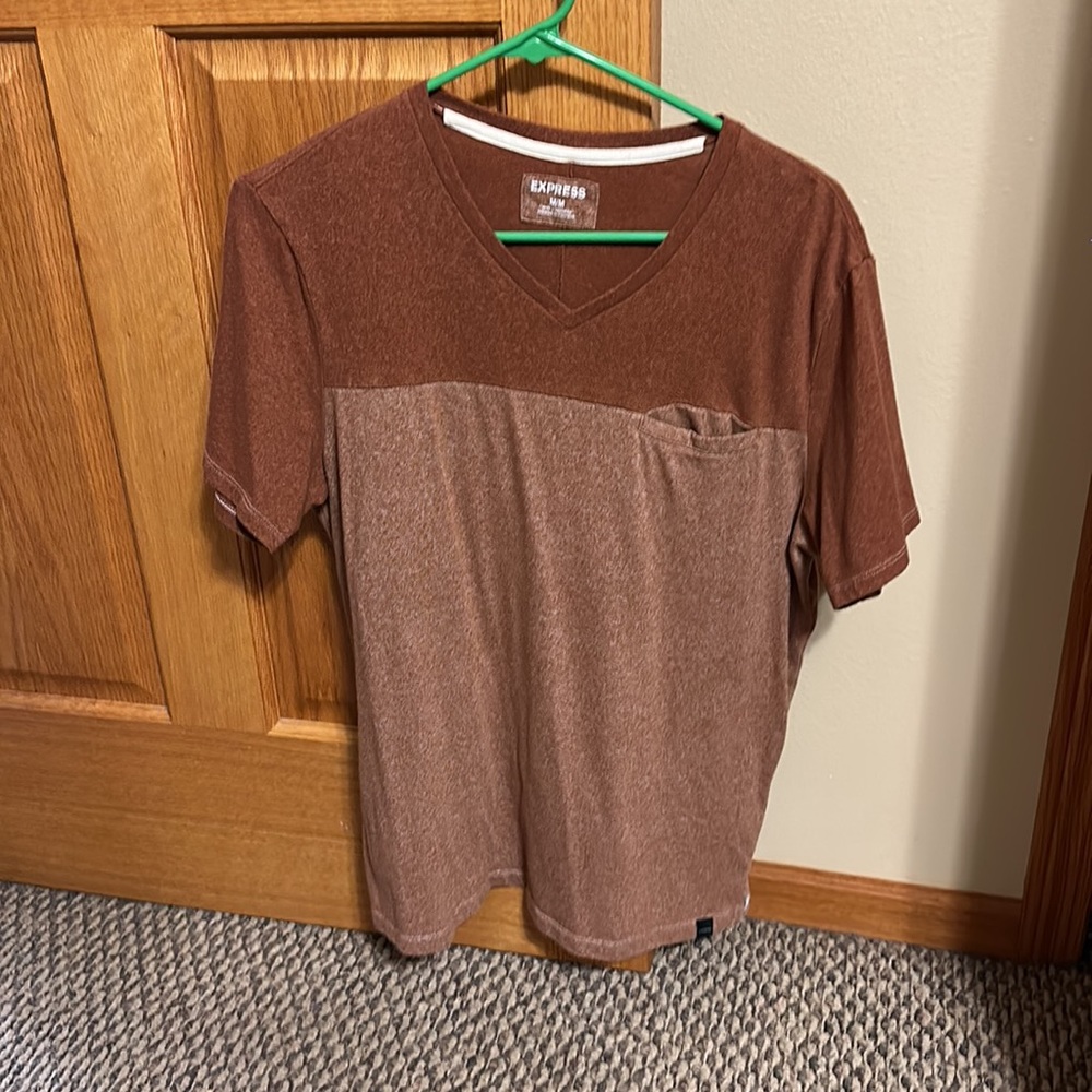 Like New: Express V-Neck Men’s T-shirt - Medium